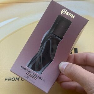 Gisou Honey Infused Lip Oil - Milky Mocha